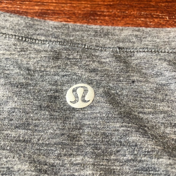 SOLD! Lululemon Twist Front Top - Picture 4 of 4